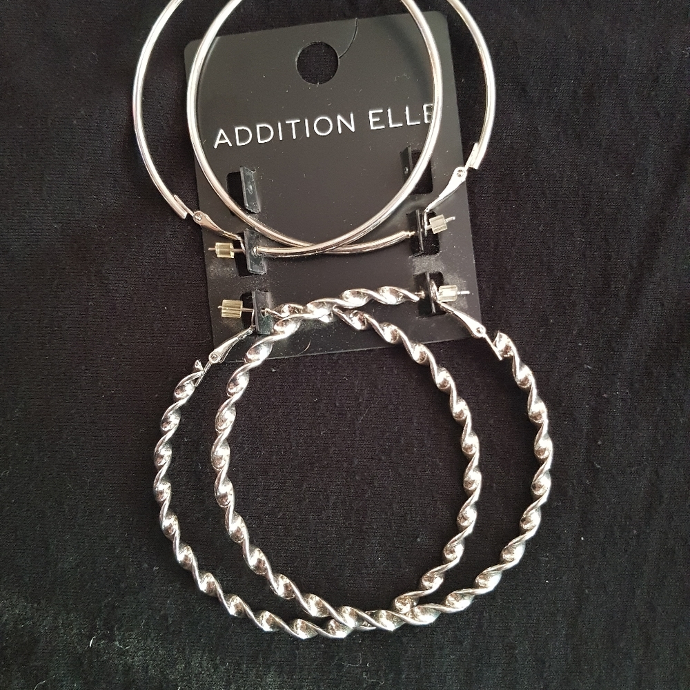 Addition Elle hoop earings